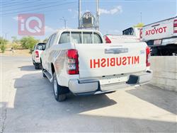 میتسوبیشی L200